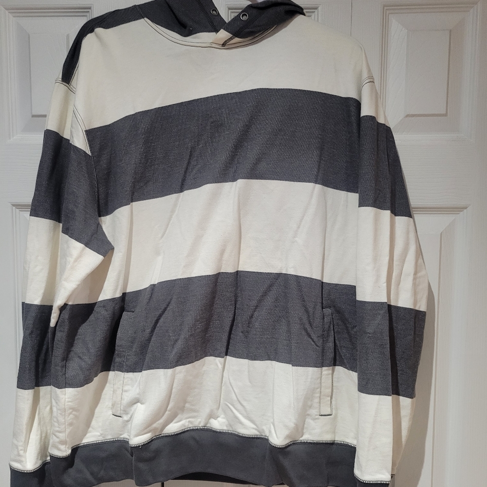 Gap Pull Over Hoodie-XXL